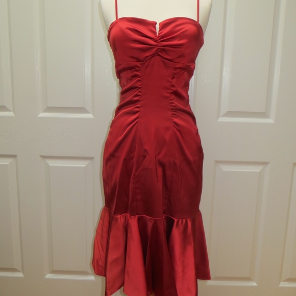 XSCAPE Red Cocktail Dress - Size 6, NEW - Picture 1 of 3